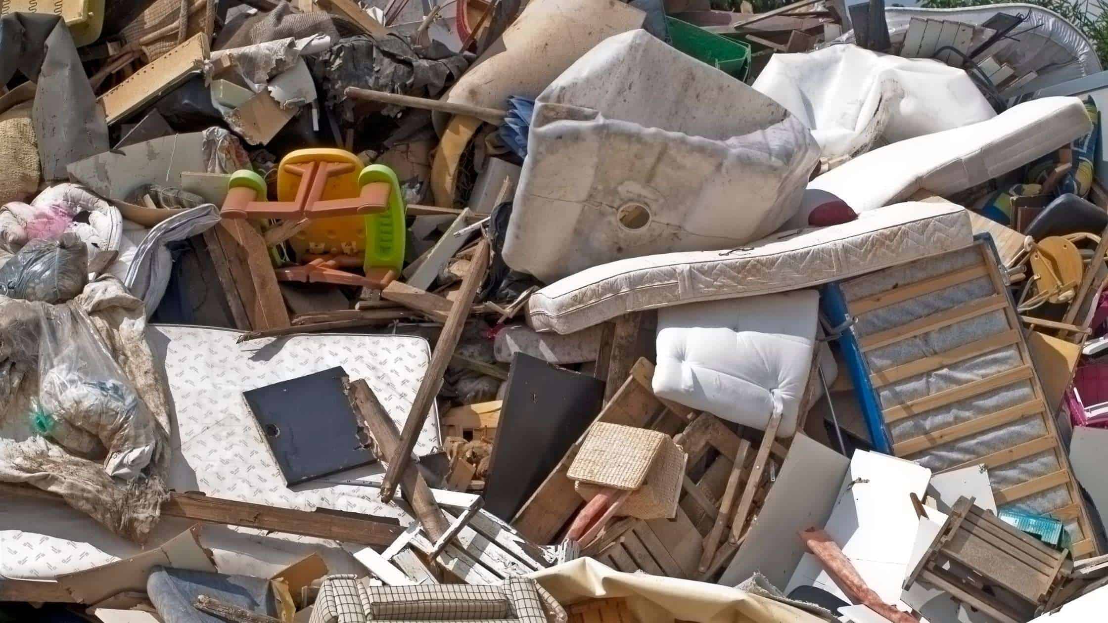 Dumping Old Furniture: Places, Methods & Other Important Information