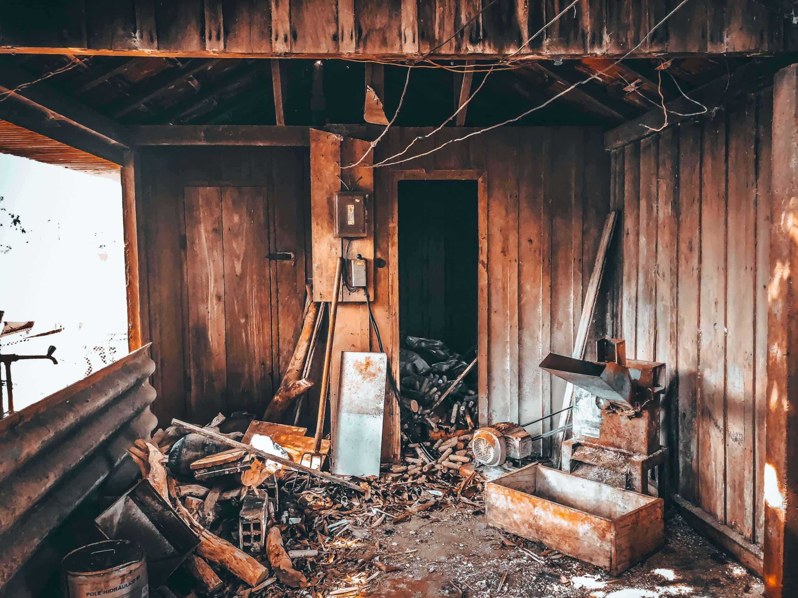 How to Help a Hoarder to Clean Their House