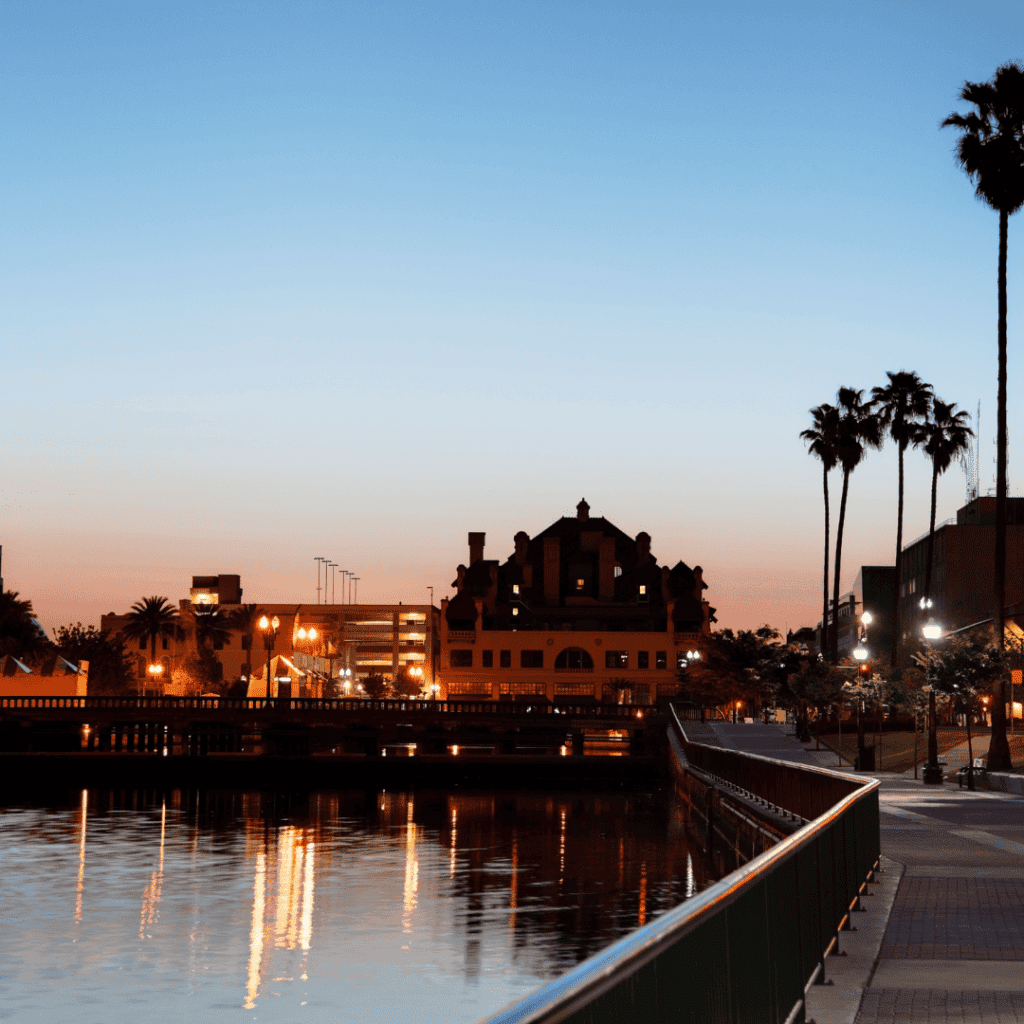 Junk Removal Stockton CA | JiffyJunk.com