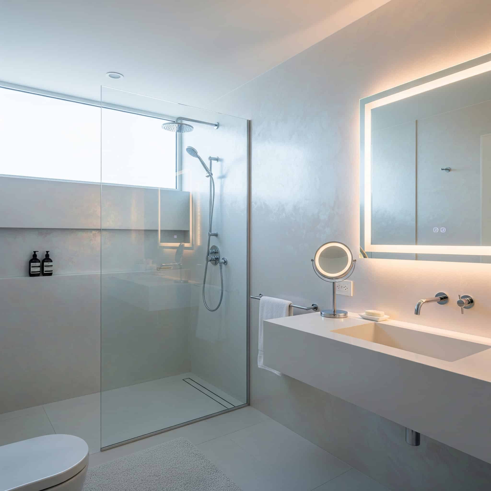 Light-Reflecting Pearlescent Finishes: Subtle Shimmer