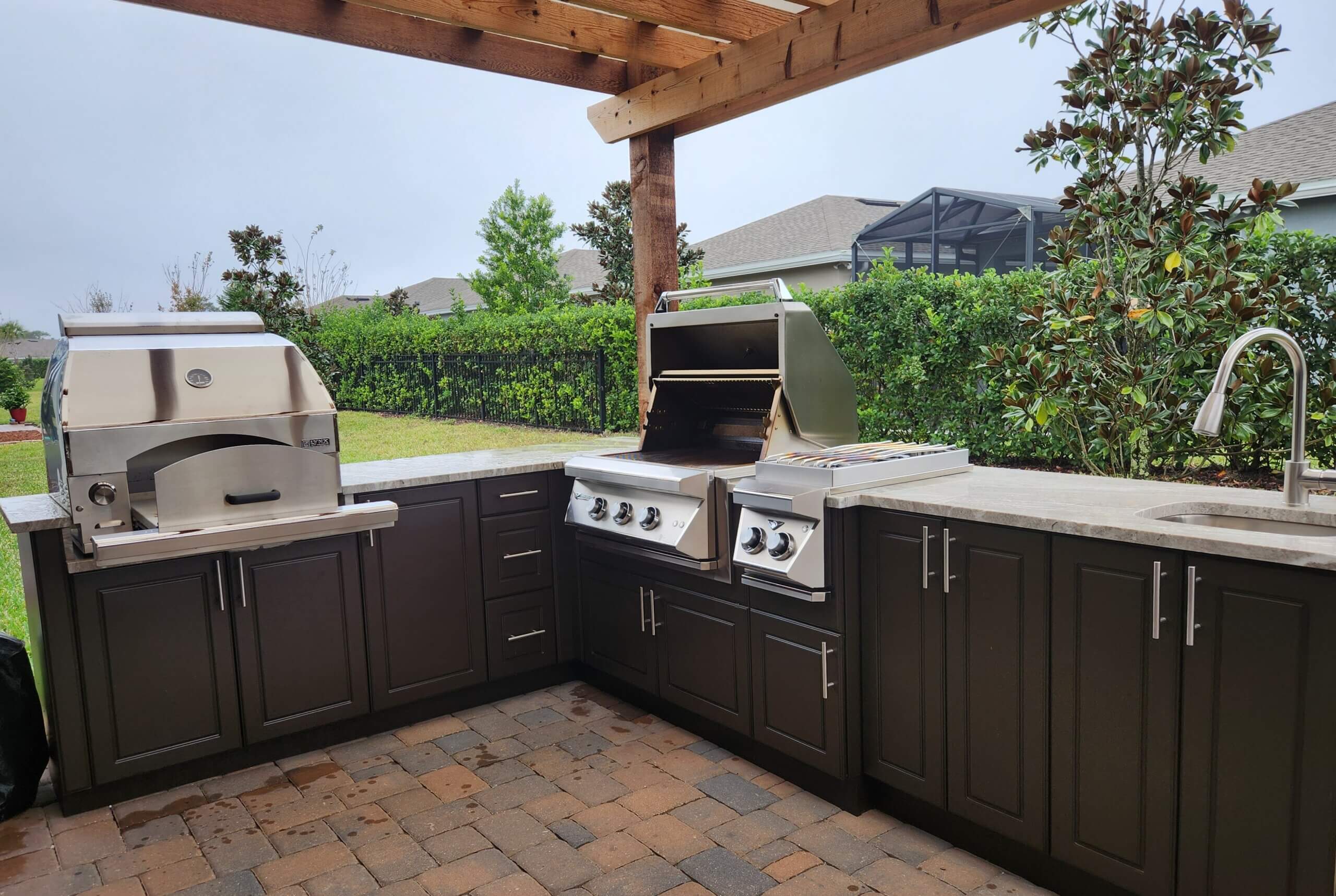What You Need To Know Before Building An Outdoor Kitchen | Werever